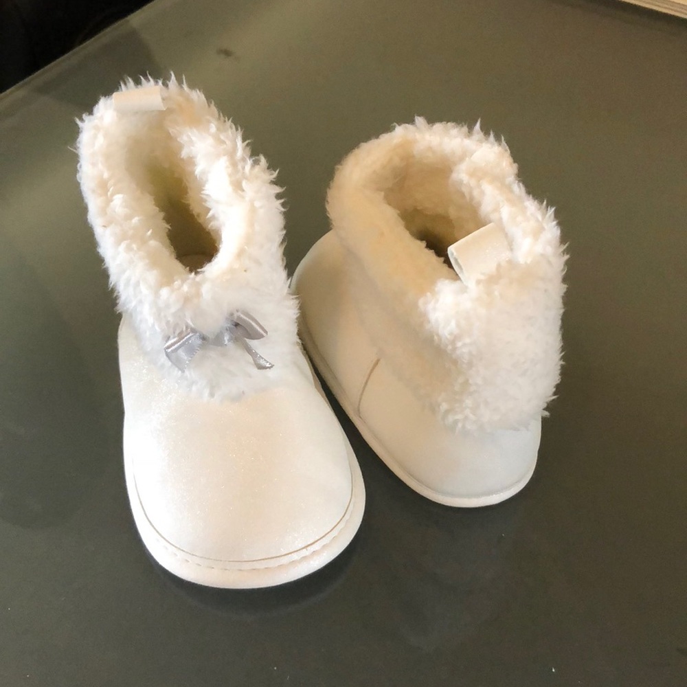 Baby boots fall / winter size 3-6M white